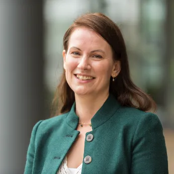 Associate Professor Karen Gravett picture